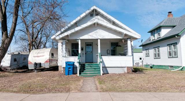 Photo of 59 N 5th St, Barron, WI 54812