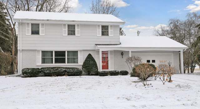 Photo of 970 Douglas Rd, Mendota Heights, MN 55118