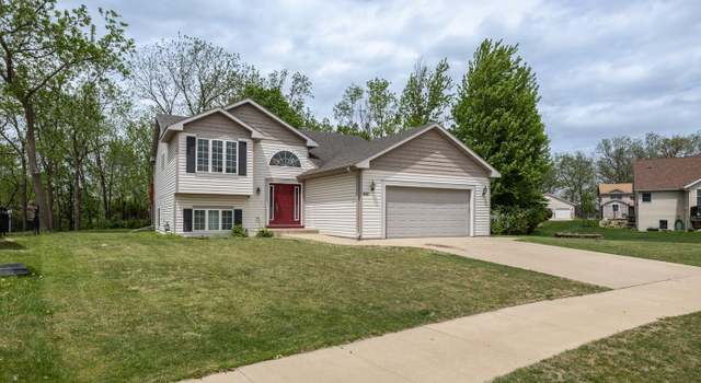 Photo of 455 Manor Ridge Dr NW, Rochester, MN 55901
