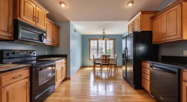 Photo of 455 Manor Ridge Dr NW, Rochester, MN 55901