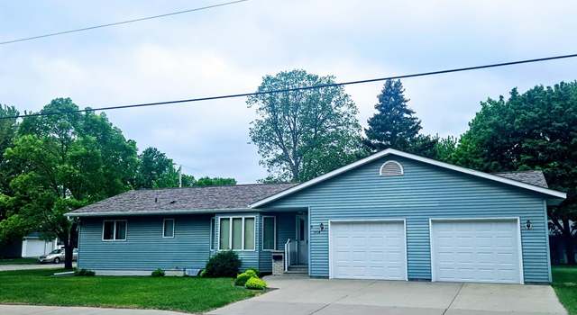Photo of 19 3rd Ave SW, Melrose, MN 56352