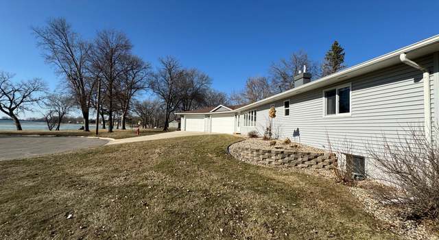 Photo of 82 Lakeview Dr, Cottonwood, MN 56229