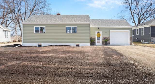 Photo of 206 1st Ave S, Mooreton, ND 58061