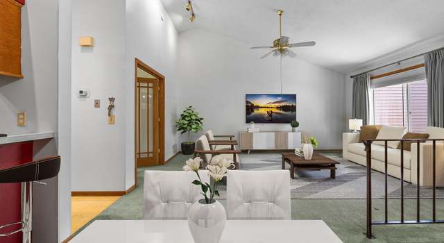 Photo of 838 Seal St, Saint Paul, MN 55114