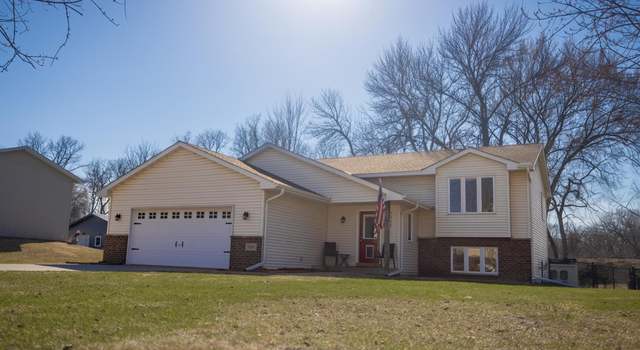 Photo of 1324 7th St N, Cannon Falls, MN 55009