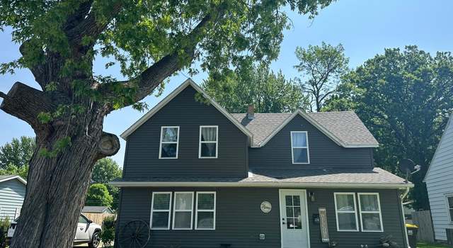 Photo of 214 Crosby Ave NE, Madelia, MN 56062