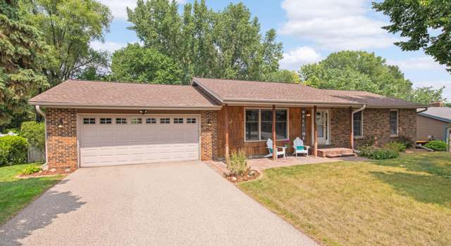 Photo of 14408 Lower Guthrie Ct, Apple Valley, MN 55124