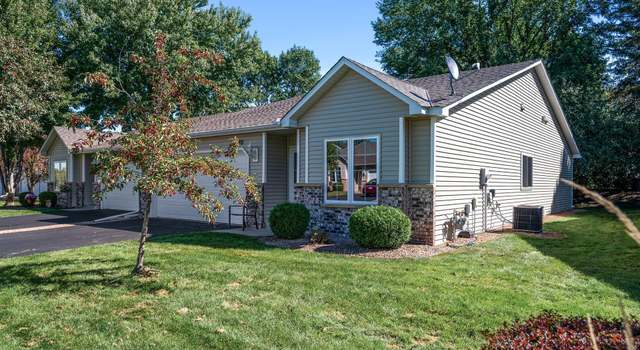 Photo of 3580 Zinnia Ln N, Plymouth, MN 55441