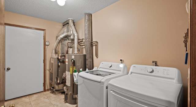 Photo of 3580 Zinnia Ln N, Plymouth, MN 55441