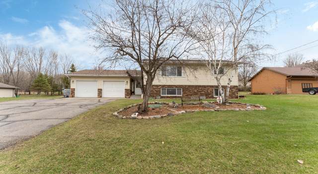 Photo of 940 4th St, Holdingford, MN 56340