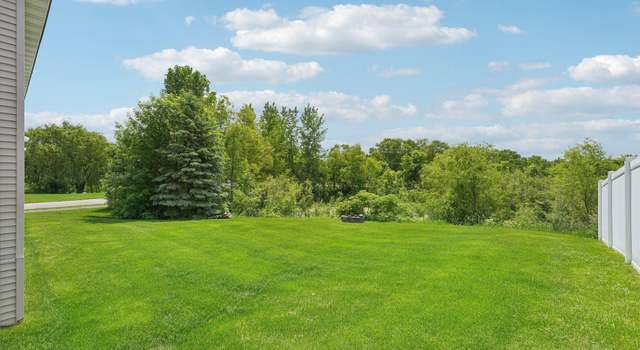 Photo of 2400 River Bend Trl, Mayer, MN 55360