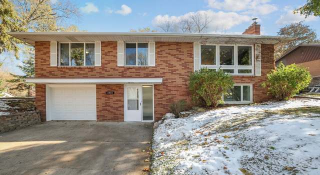 Photo of 2632 Bittersweet Ln, Maplewood, MN 55109