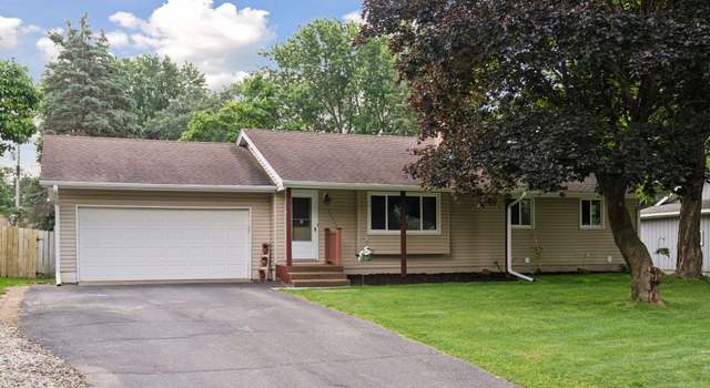 Photo of 11917 Jefferson St NE, Minneapolis, MN 55434