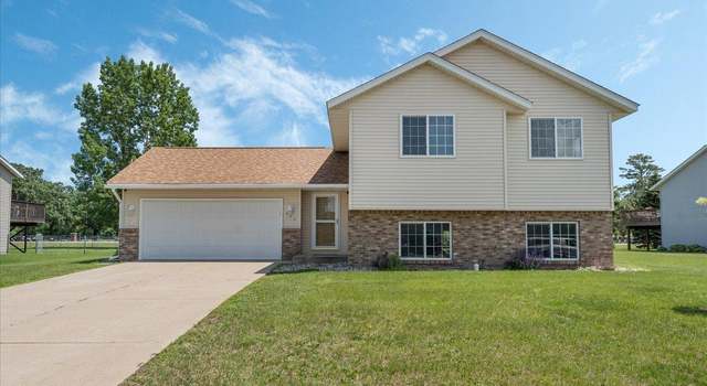 Photo of 413 Morning View Ct, Sauk Centre, MN 56378
