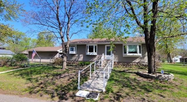 Photo of 821 11th St SE, Saint Cloud, MN 56304