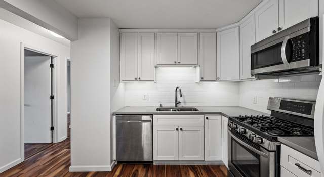 Photo of 4860 Park Commons Dr #206, Minneapolis, MN 55416
