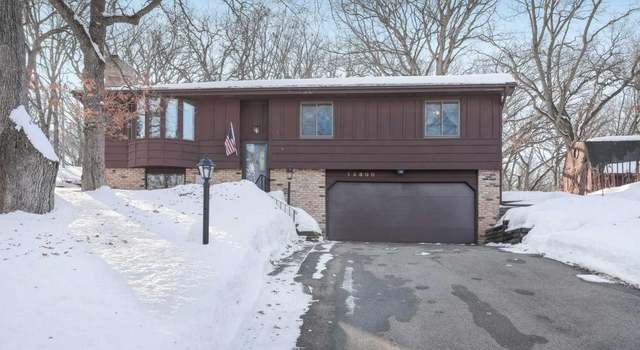 Photo of 15600 Crest Dr, Burnsville, MN 55306