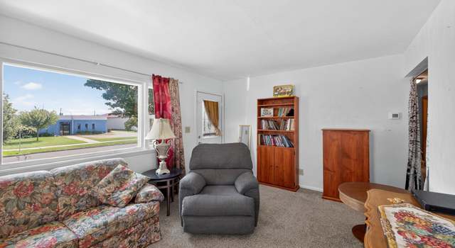 Photo of 2019 15th St NW, Rochester, MN 55901