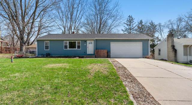 Photo of 1434 Sandhurst Ave E, Maplewood, MN 55109