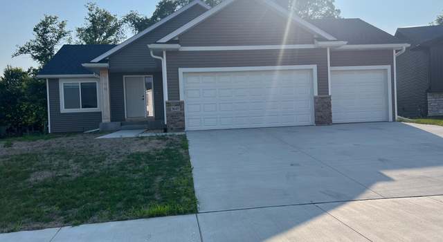 Photo of 3649 Meadow Sage Ct SE, Rochester, MN 55904