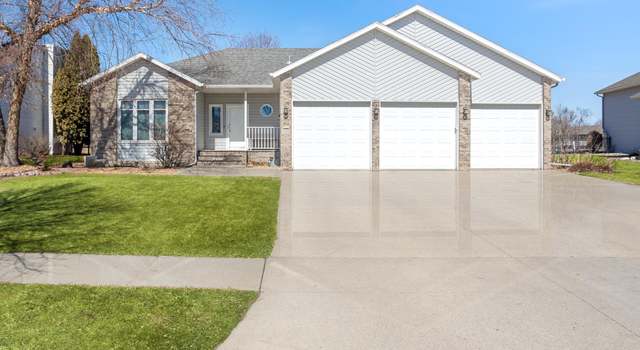 Photo of 3221 42 Ave S, Fargo, ND 58104