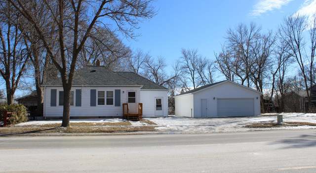 Photo of 314 Riverside Ave, Thief River Falls, MN 56701