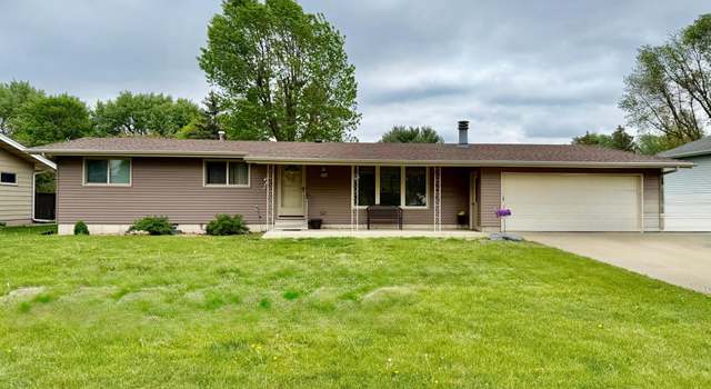 Photo of 432 3rd St SW, Blooming Prairie, MN 55917