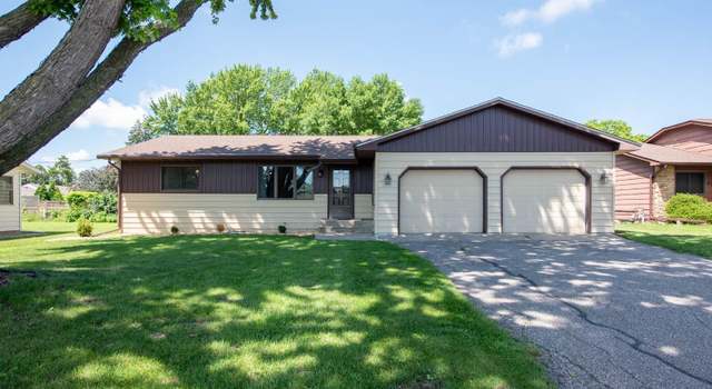 Photo of 608 Pfau St, Mankato, MN 56001