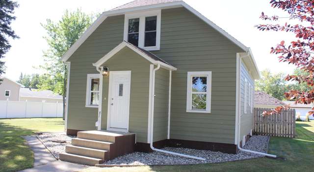 Photo of 422 4th St S, Wyndmere, ND 58081