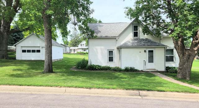 Photo of 108 S Griffin St, Lakefield, MN 56150