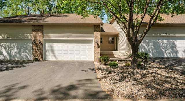 Photo of 911 Oakwood Heights Cir #2, Eagan, MN 55123