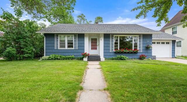 Photo of 718 NW 1st Ave, Grand Rapids, MN 55744