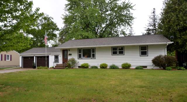 Photo of 415 Hubbard Ave N, Litchfield, MN 55355
