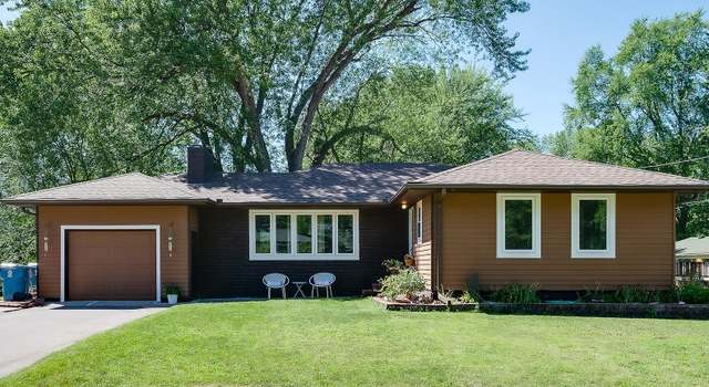 Photo of 328 4th St NW, Forest Lake, MN 55025
