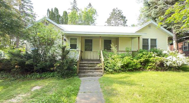 Photo of 301 Maple St W, Frederic, WI 54837