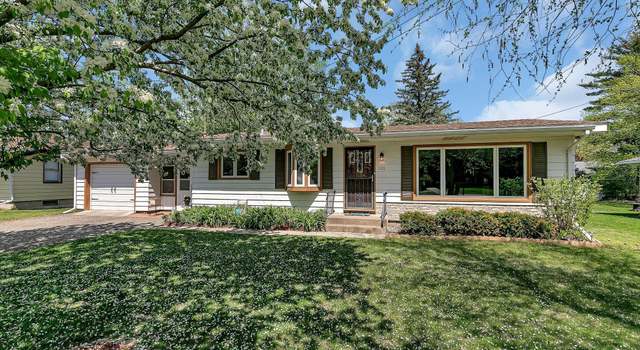 Photo of 131 1st St N, Waite Park, MN 56387