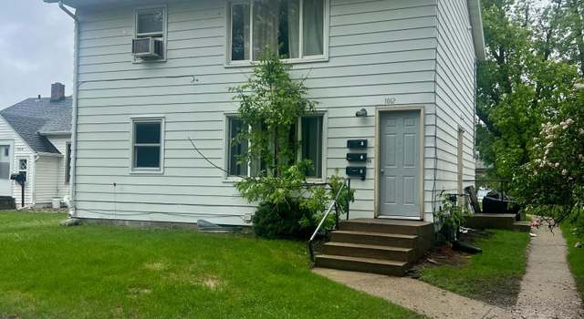Photo of 1012 Hawthorne St, Alexandria, MN 56308