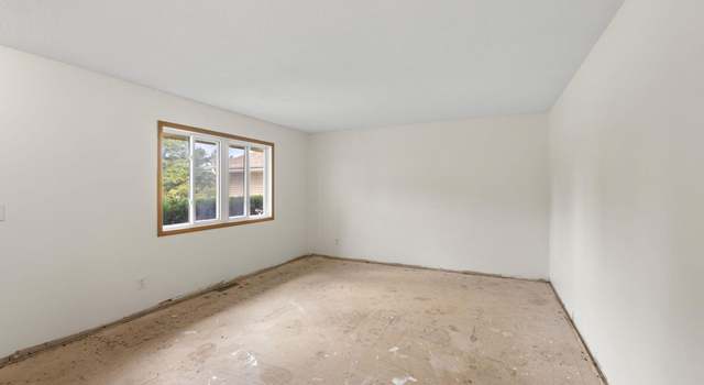 Photo of 14815 County Road 5, Burnsville, MN 55306