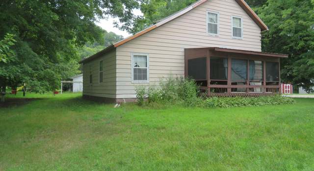 Photo of N2975 985th St, Diamond Bluff, WI 54014