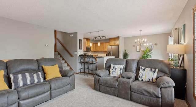 Photo of 5121 Farnham Dr N, Hugo, MN 55038