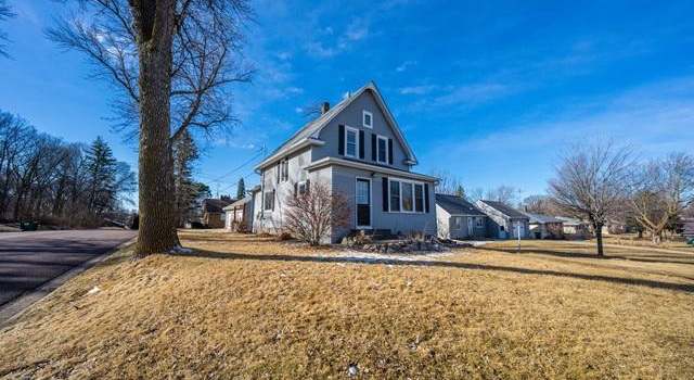 Photo of 1830 11th St E, Glencoe, MN 55336