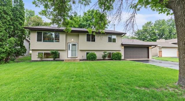 Photo of 824 96th Ln NE, Blaine, MN 55434