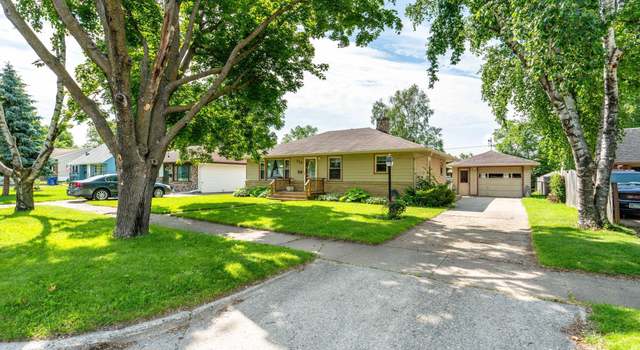 Photo of 719 W 7th Ave, Fergus Falls, MN 56537