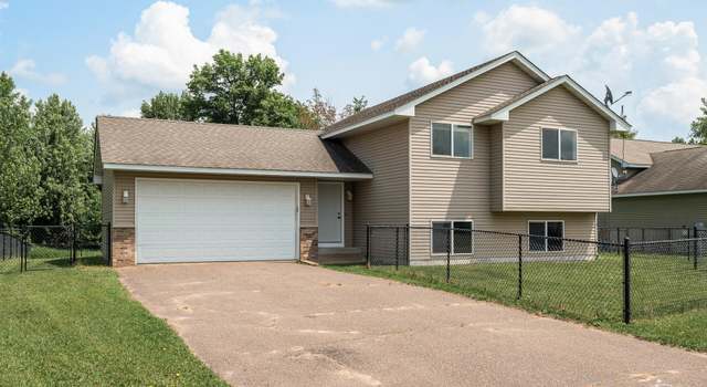 Photo of 1002 Palomino St, Braham, MN 55006
