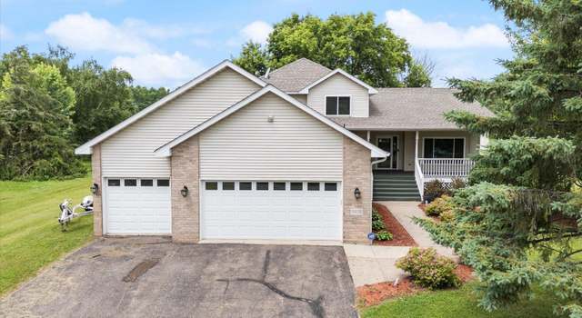 Photo of 9408 Jennifer Ct, Chisago City, MN 55013