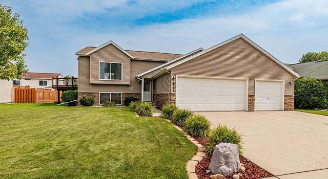 Photo of 1723 13th St E, Fargo, ND 58078