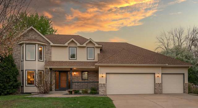 Photo of 165 Cottonwood Dr, Vadnais Heights, MN 55127