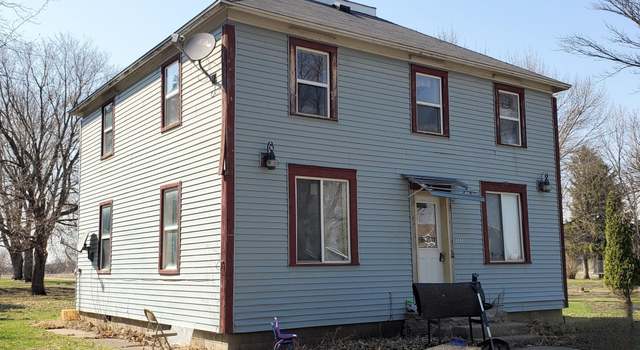 Photo of 151 7th St, Walnut Grove, MN 56180