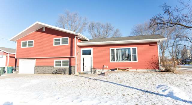 Photo of 40 W 4th St N, Cottonwood, MN 56229