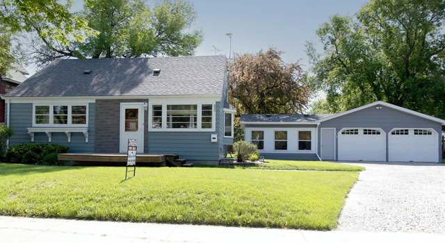 Photo of 822 N Broadway, Crookston, MN 56716